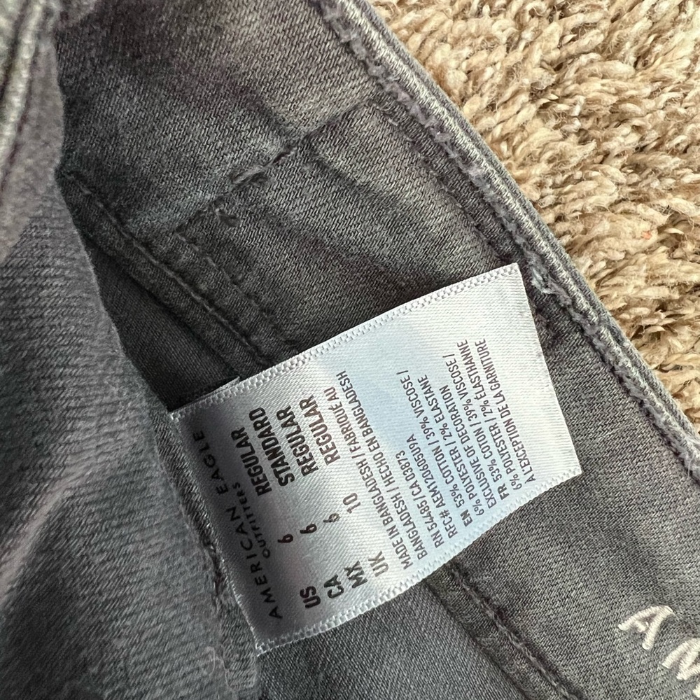 AE Black jeans